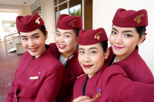 Qatar_Cabin_Crew_01