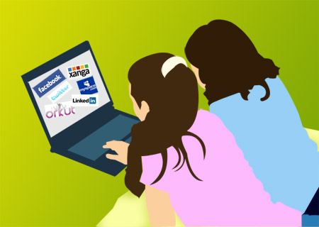 girls-addicted-social-networking